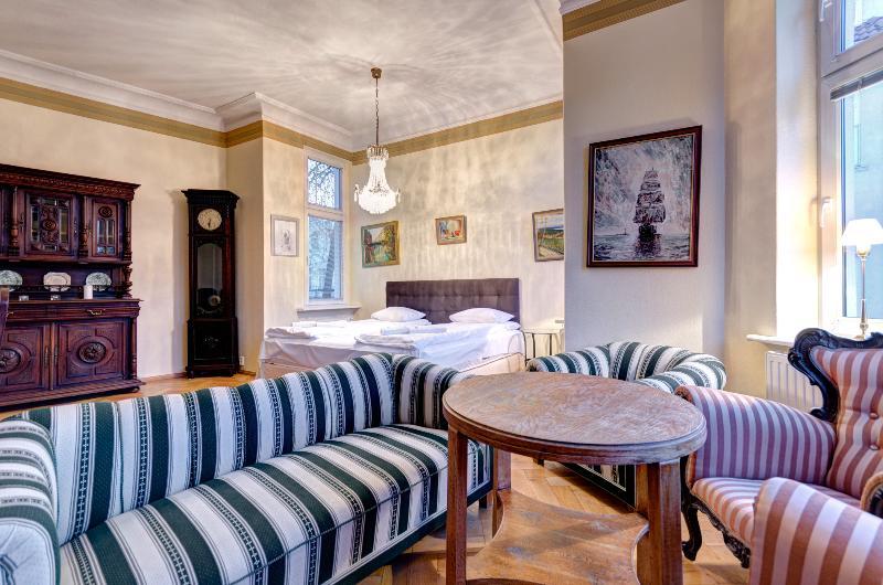 Hotel Dom & House Atelier